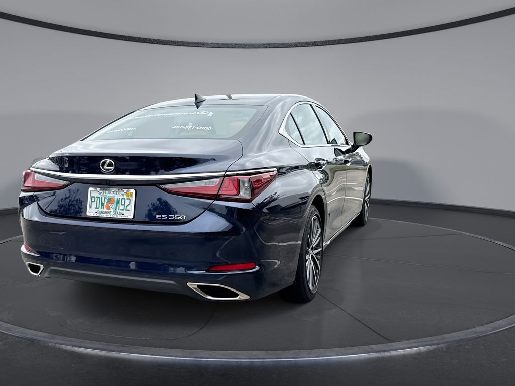 Thumbnail: 2025 Lexus ES - 11