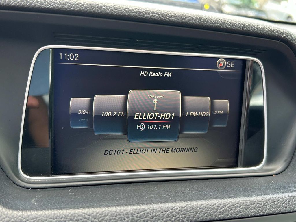 Thumbnail: 2016 Mercedes-Benz E-Class - 9