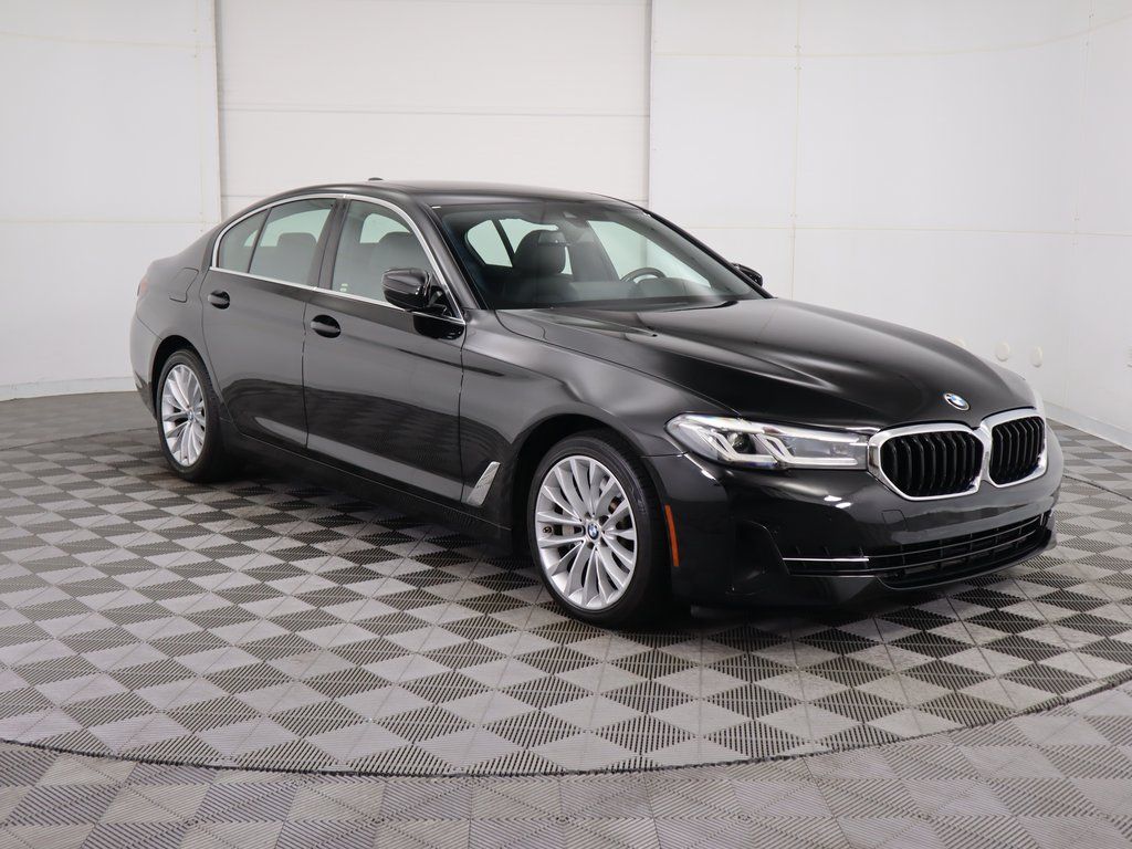 Thumbnail: 2021 BMW 5 Series - 3