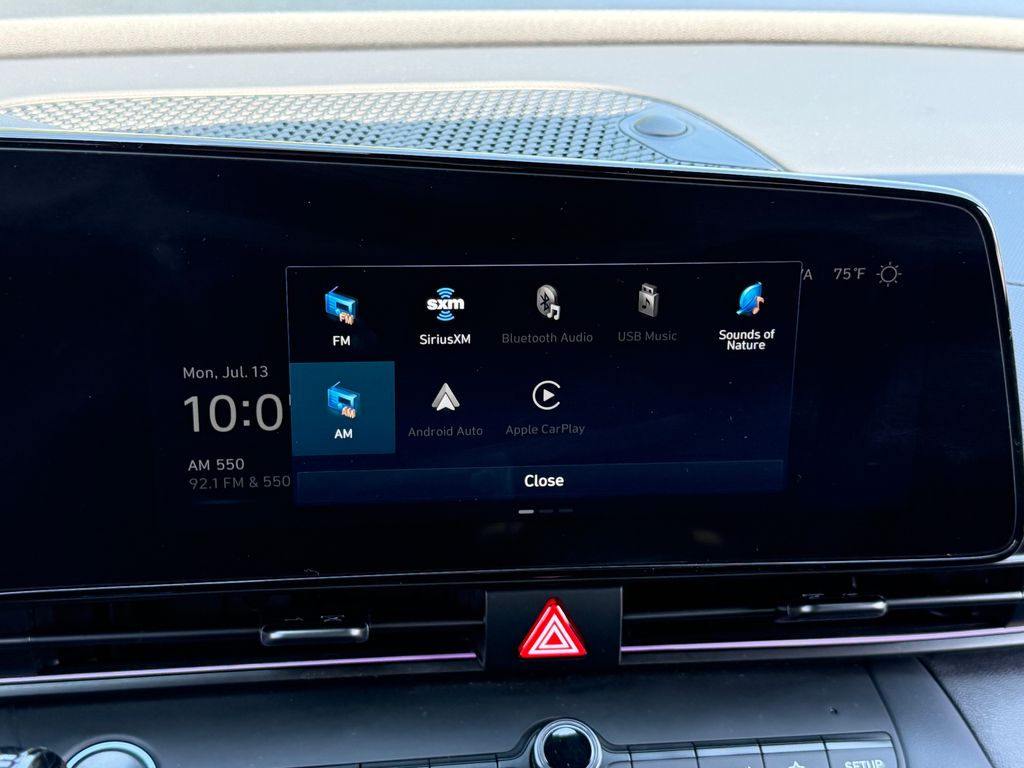Thumbnail: 2025 Hyundai Elantra - 25