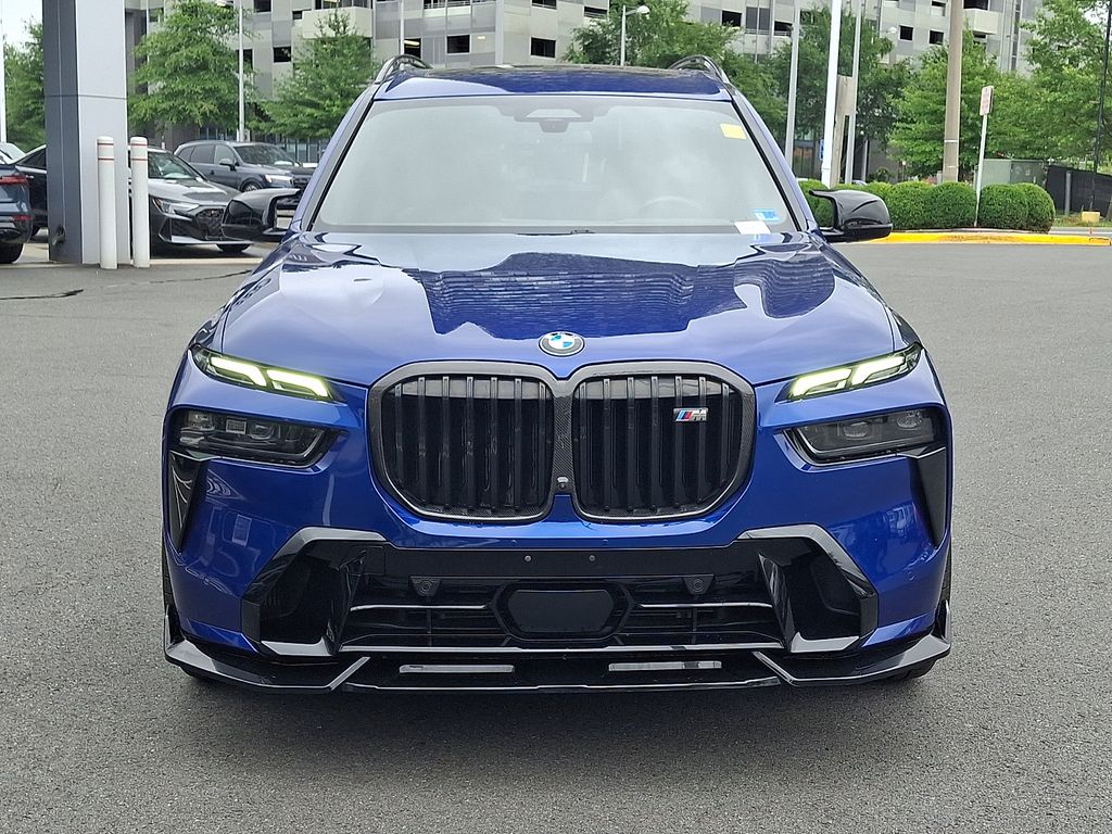 Thumbnail: 2023 BMW X7 - 2