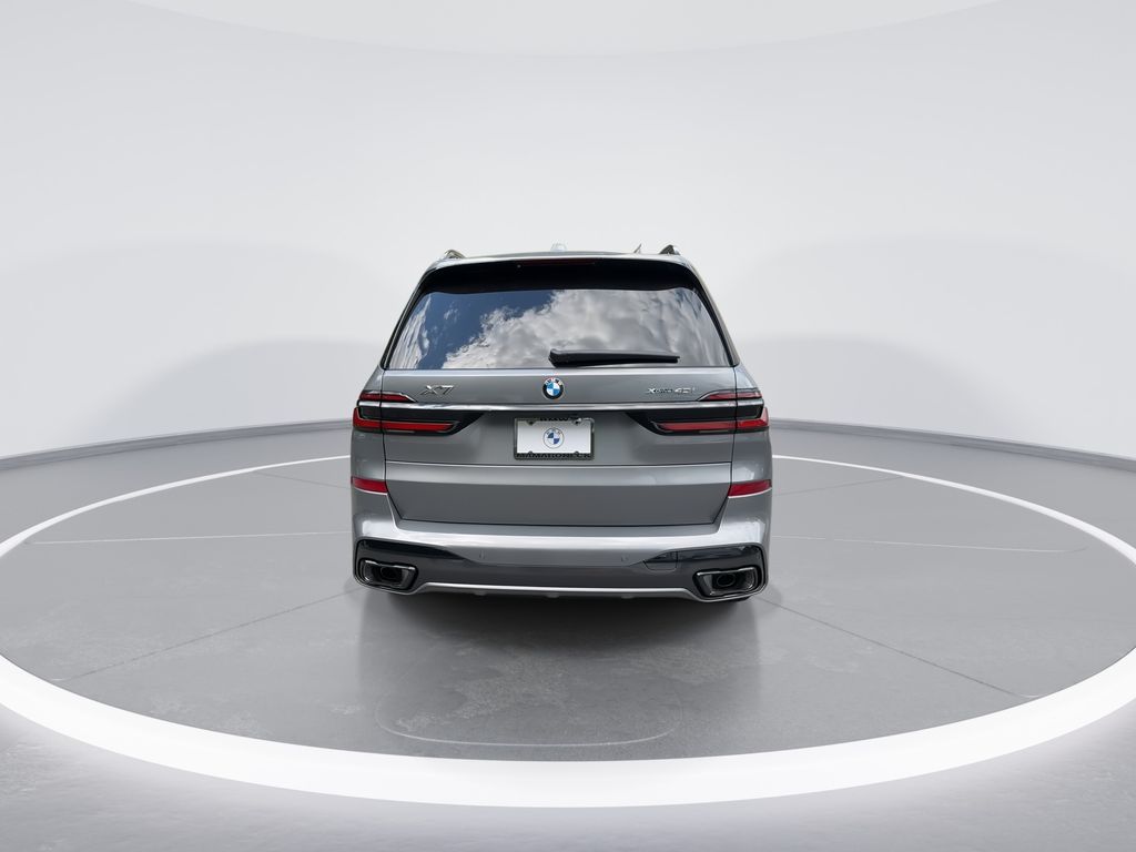 Thumbnail: 2026 BMW X7 - 7