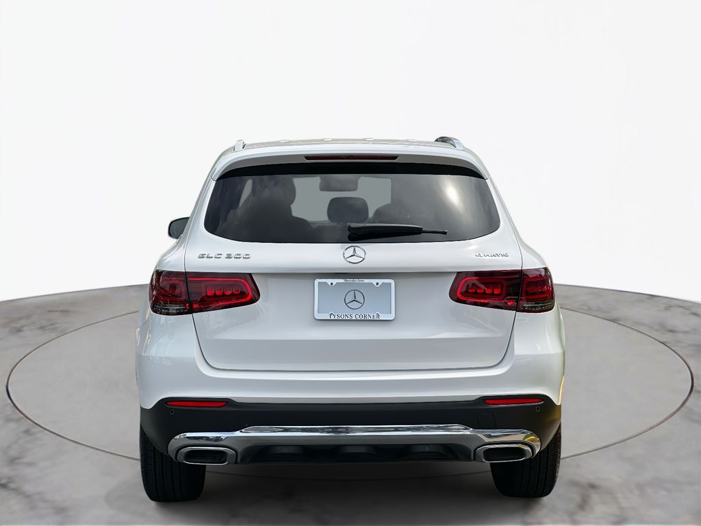 2022 Mercedes-Benz GLC 300 5