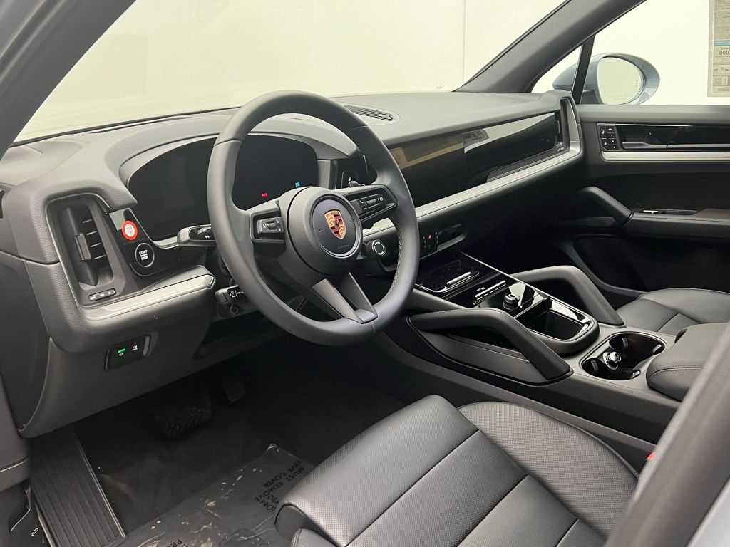 Thumbnail: 2026 Porsche Cayenne - 4