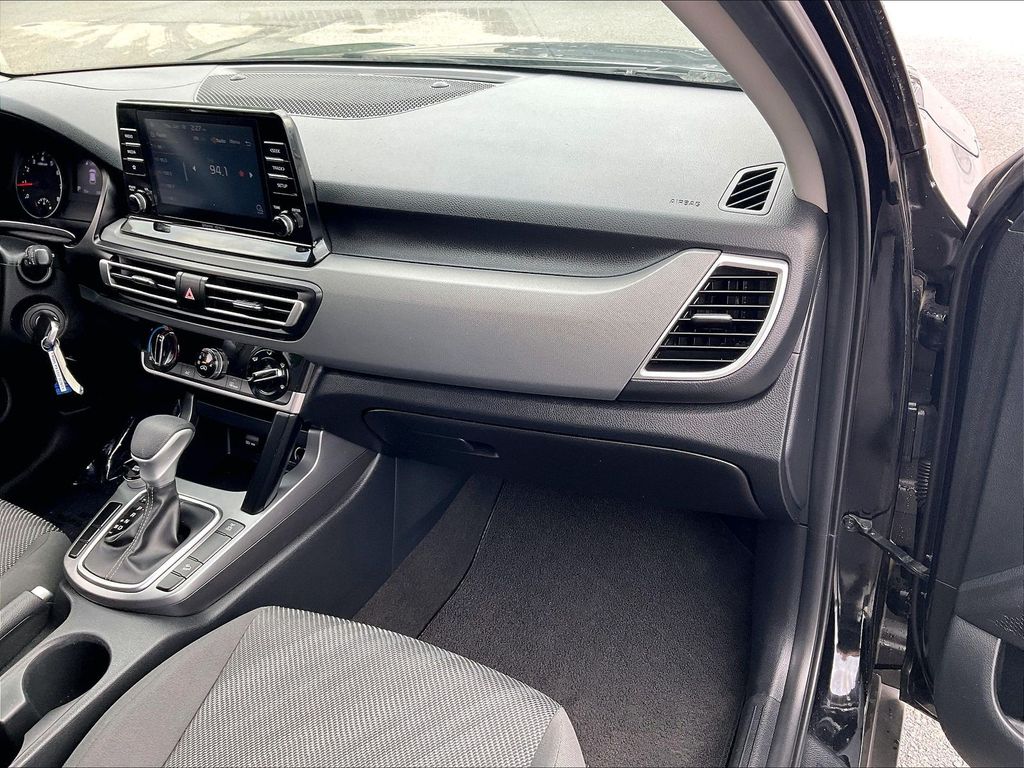 2023 Kia Seltos — photo 12