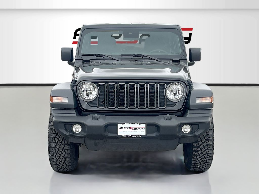 View vehicle photo 2