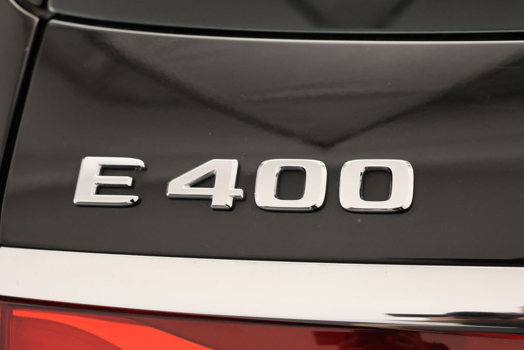 Thumbnail: 2018 Mercedes-Benz E-Class - 27