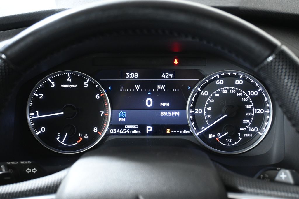 Thumbnail: 2022 Mitsubishi Outlander - 19