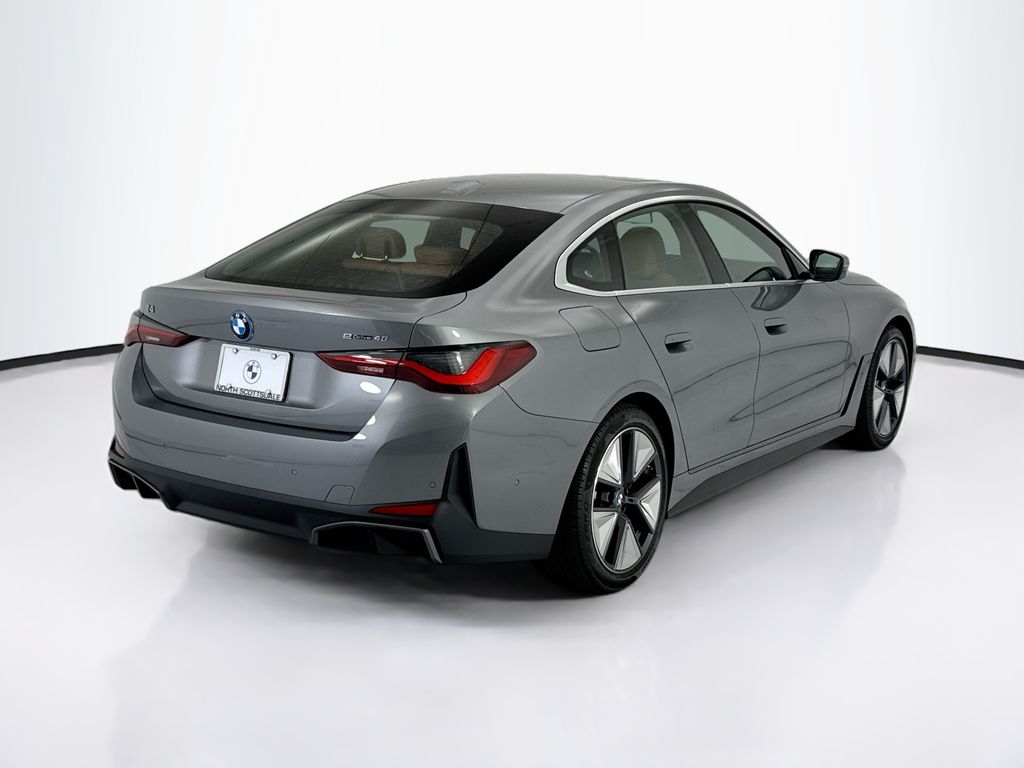 Thumbnail: 2025 BMW i4 - 5