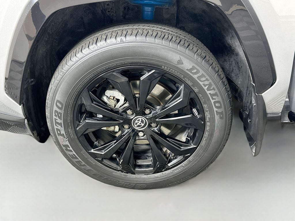 Thumbnail: 2023 Toyota RAV4 - 32