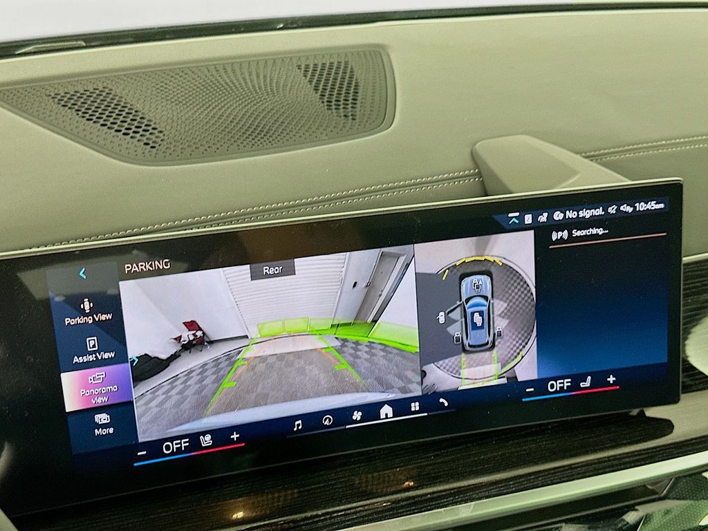 Thumbnail: 2026 BMW X5 - 14