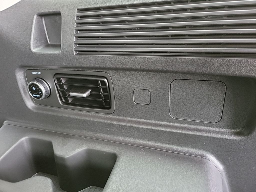 2025 Hyundai Santa Fe SEL 16