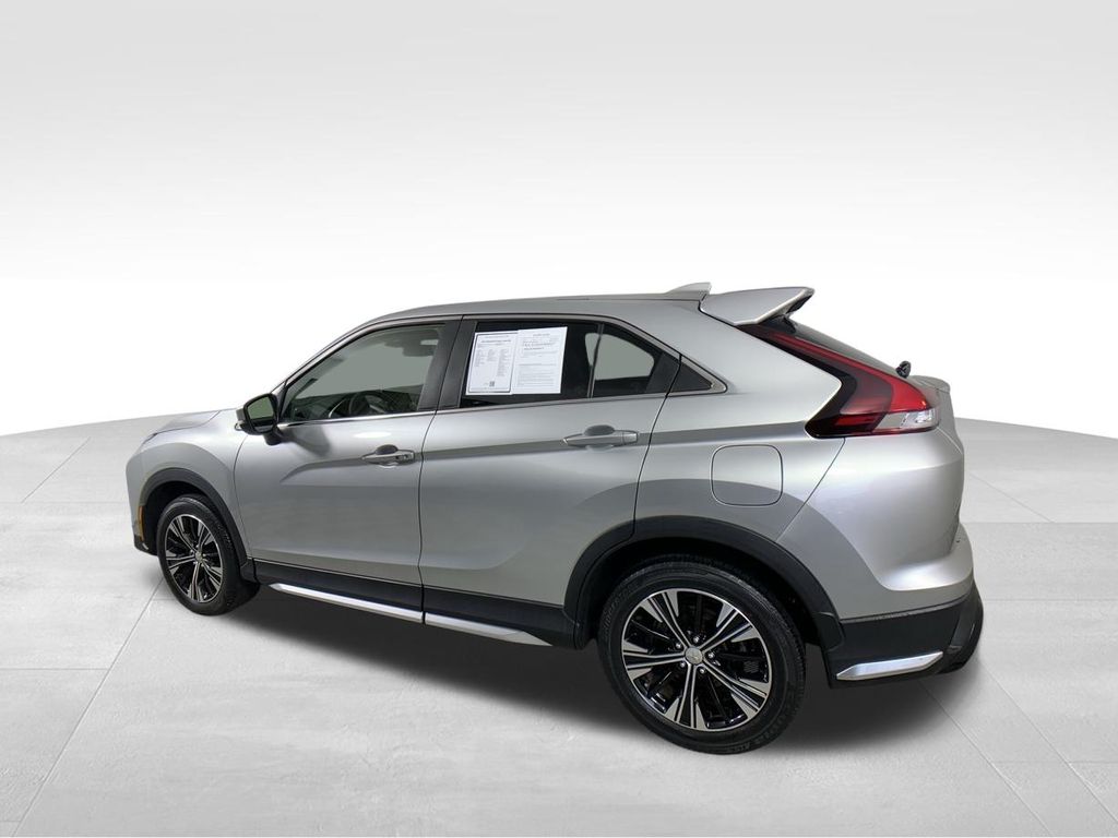 2022 Mitsubishi Eclipse Cross SEL 4