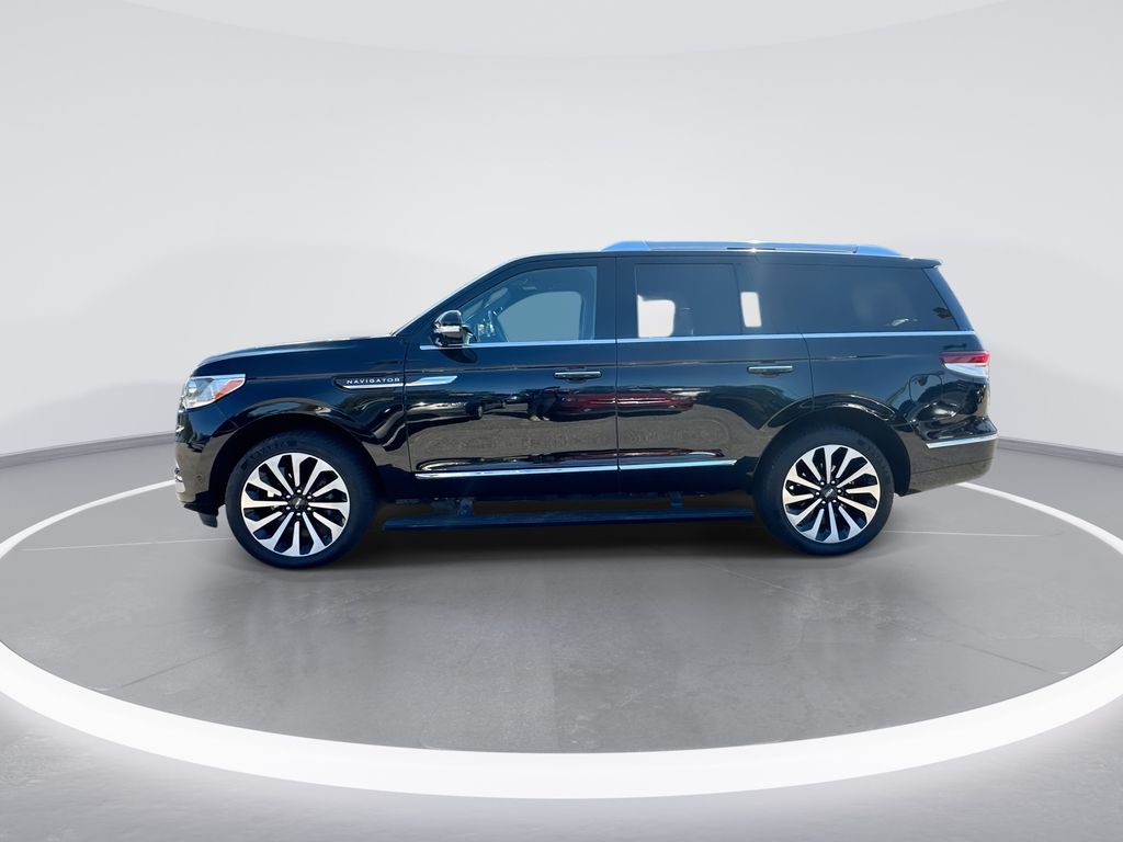 2022 Lincoln Navigator Reserve Black at Gullo Toyota