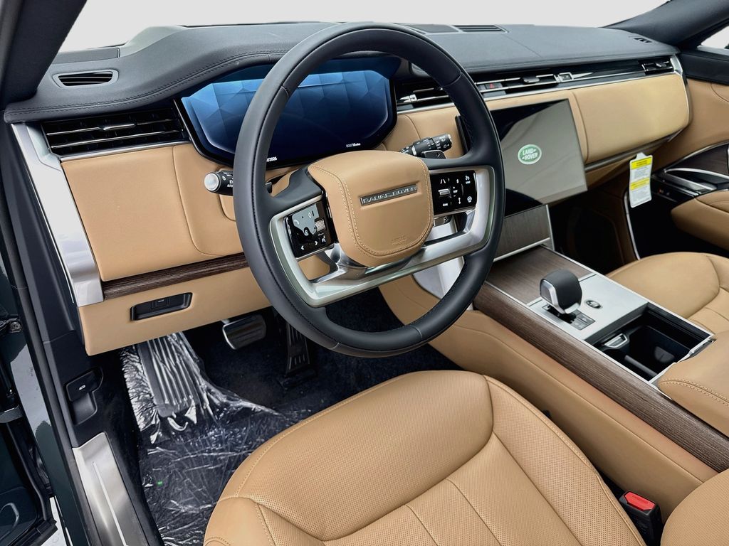 Thumbnail: 2026 Land Rover Range Rover - 9