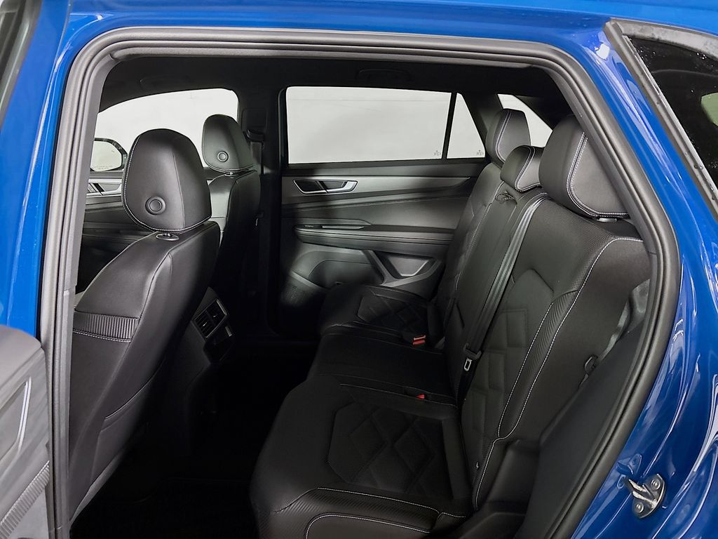 2025 Volkswagen Atlas Cross Sport 2.0T SE