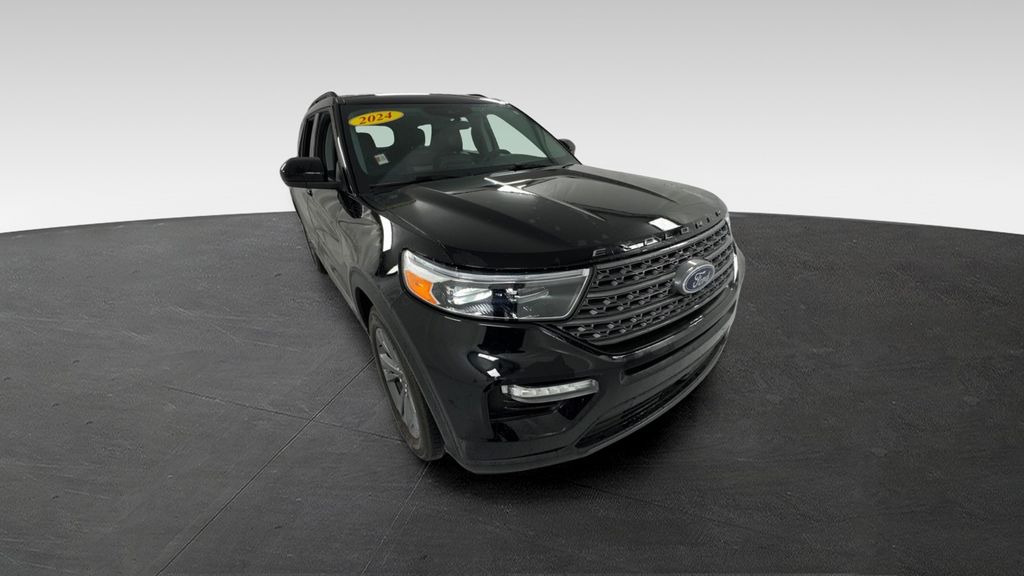 2024 Ford Explorer XLT AWD