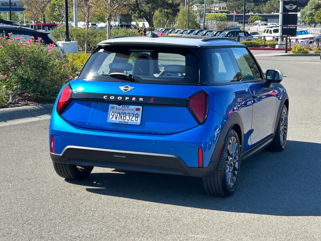Thumbnail: 2025 MINI Cooper - 5
