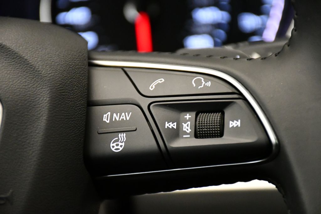 Thumbnail: 2020 Audi Q5 - 24