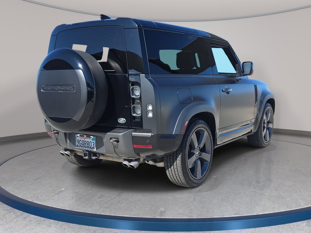 Certified Used 2023  Land Rover Carpathian Edition image 5