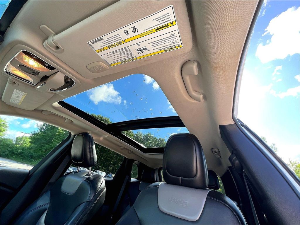 2014 Jeep Cherokee — photo 7
