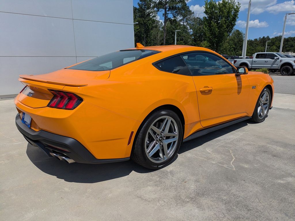 2026 Ford Mustang GT Premium Fastback