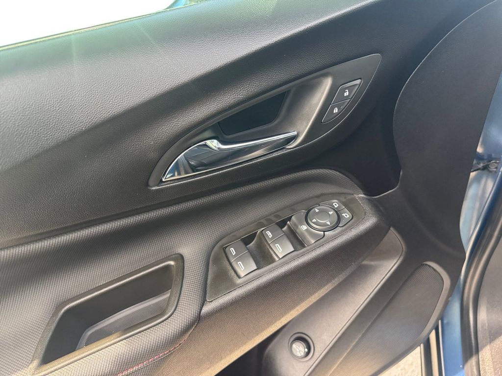 Used Car 2024 Chevrolet Equinox  Rs For Sale Under $25,000 In Round Rock, Texas