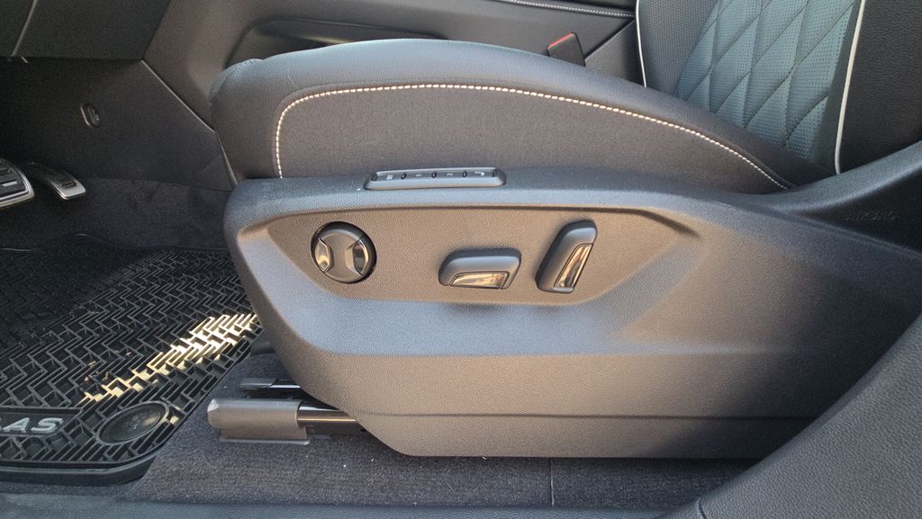 2026 Volkswagen Atlas Cross Sport