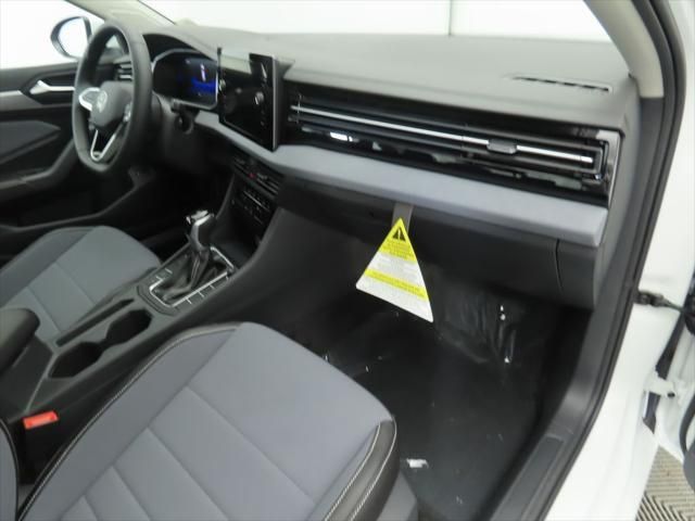 Thumbnail: 2026 Volkswagen Jetta - 17