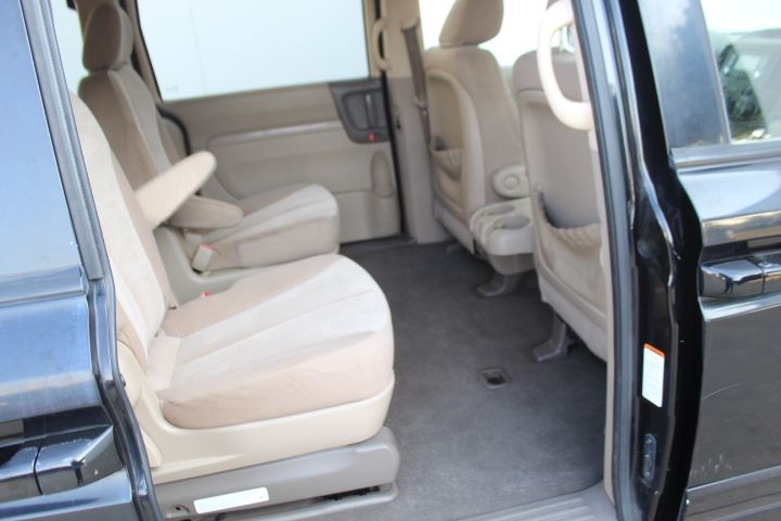Used Car 2012 Kia Sedona  Lx For Sale Under $10,000 In Georgetown, Texas