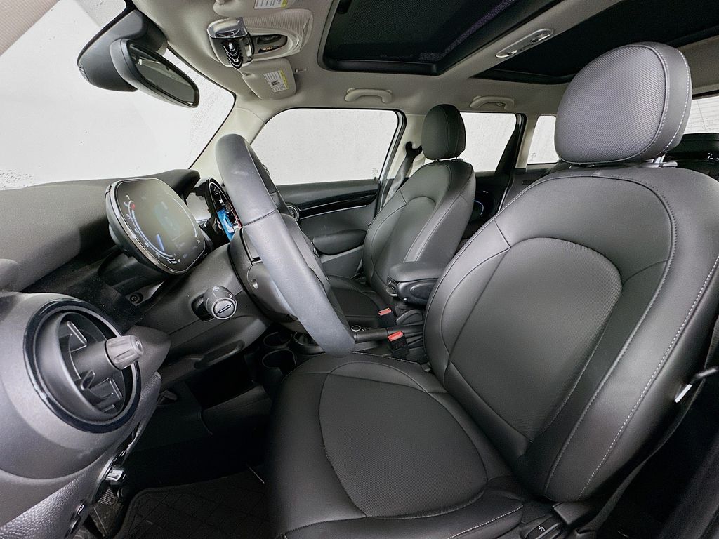 Thumbnail: 2023 MINI Cooper - 22