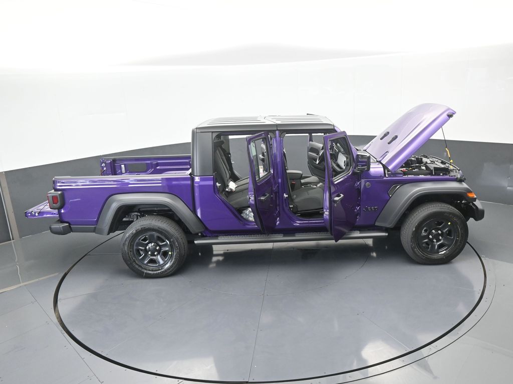New 2026 reign Jeep Sport image 52