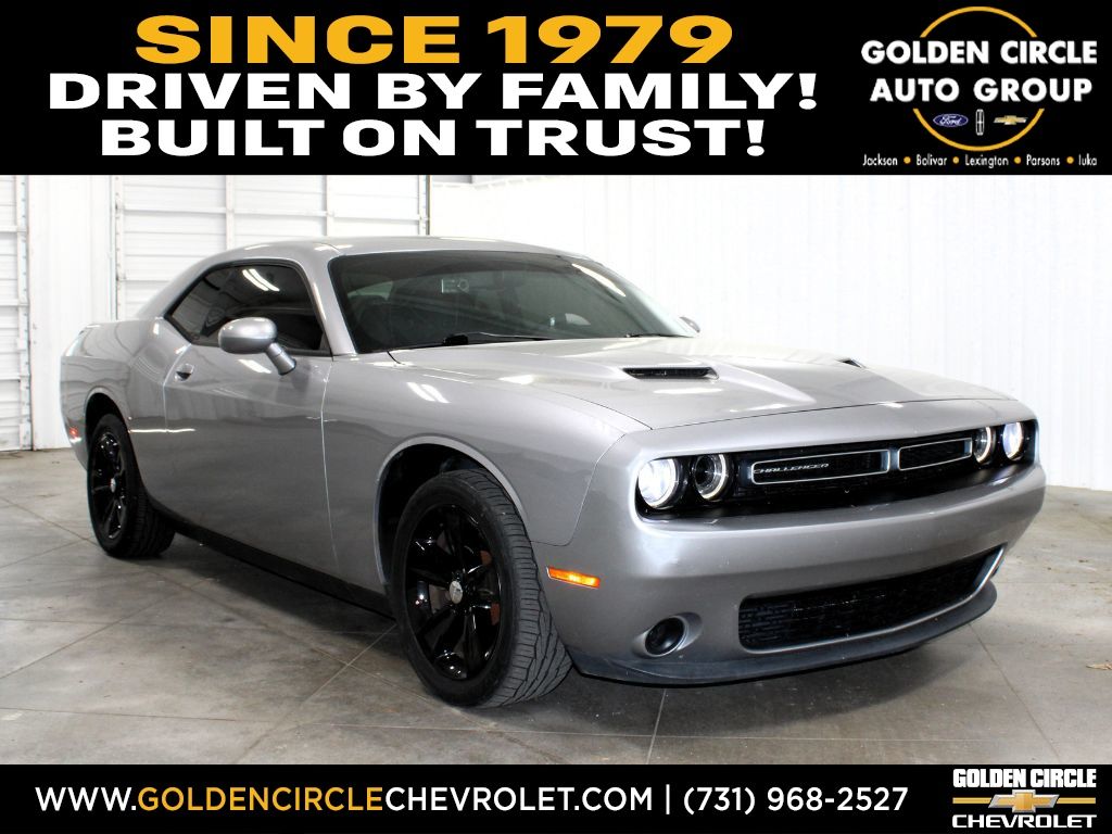 Silver (Billet Clearcoat) 2018 Dodge Challenger SXT RWD Coupe Rear-Wheel Drive 8-Speed Automatic