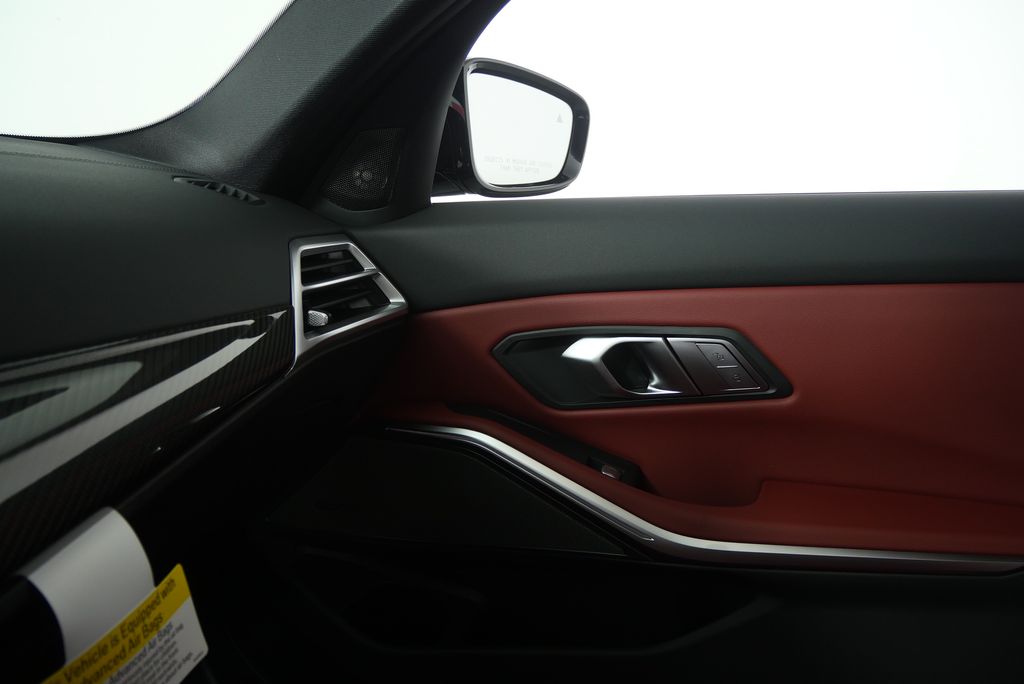 Thumbnail: 2025 BMW 3 Series - 25