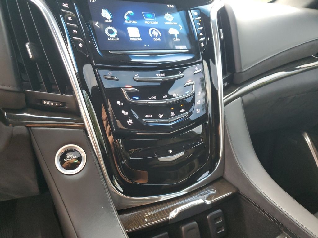 Used Car 2016 Cadillac Escalade  Platinum Edition For Sale Under $30,000 In Austin, Texas