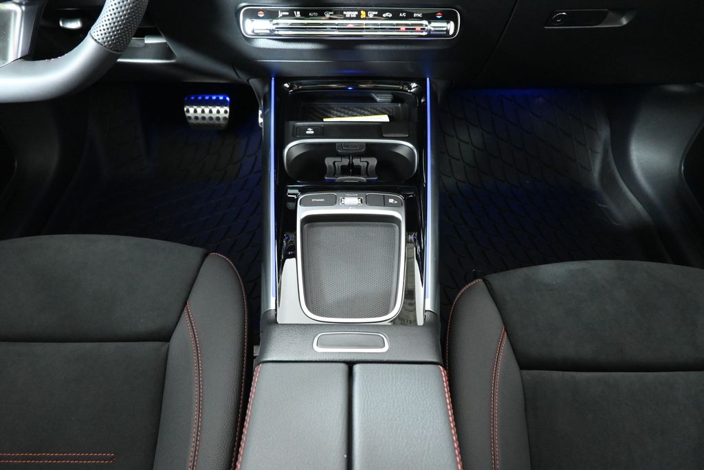 Thumbnail: 2026 Mercedes-Benz GLA - 18
