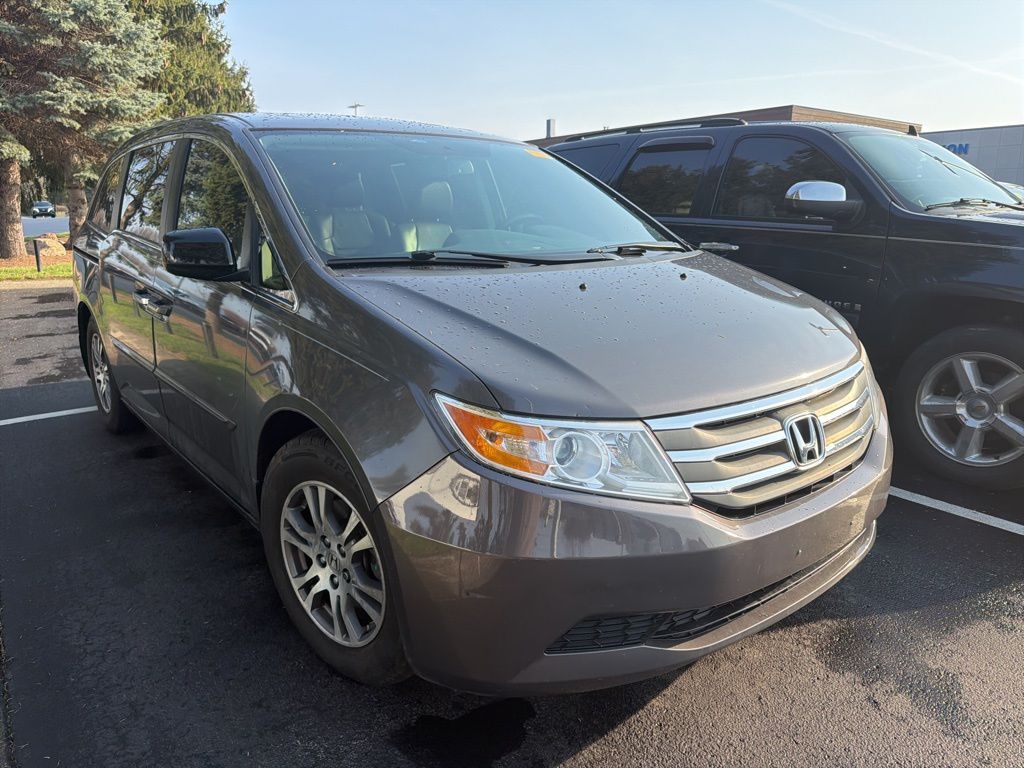 Thumbnail: 2013 Honda Odyssey - 4