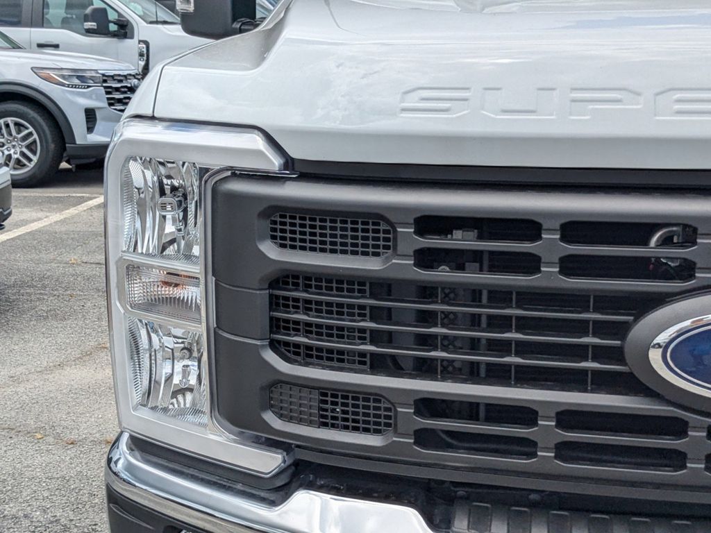 2025 Ford F-250 Super Duty XL