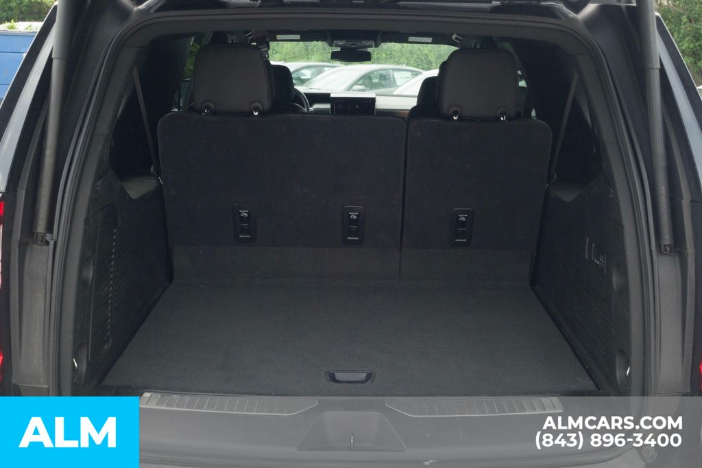 Used 2025 Onyx Black GMC Denali image 8
