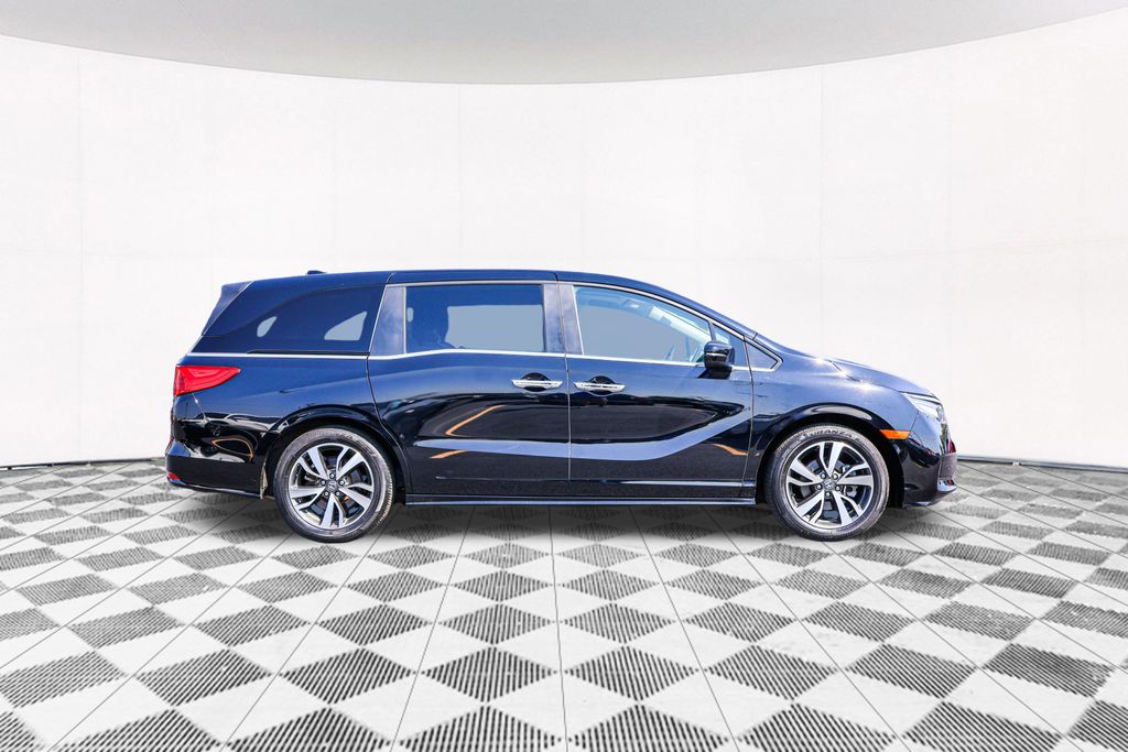 2023 Honda Odyssey Touring 8