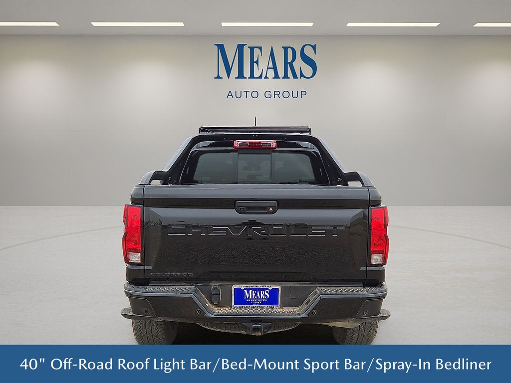 View vehicle photo 5