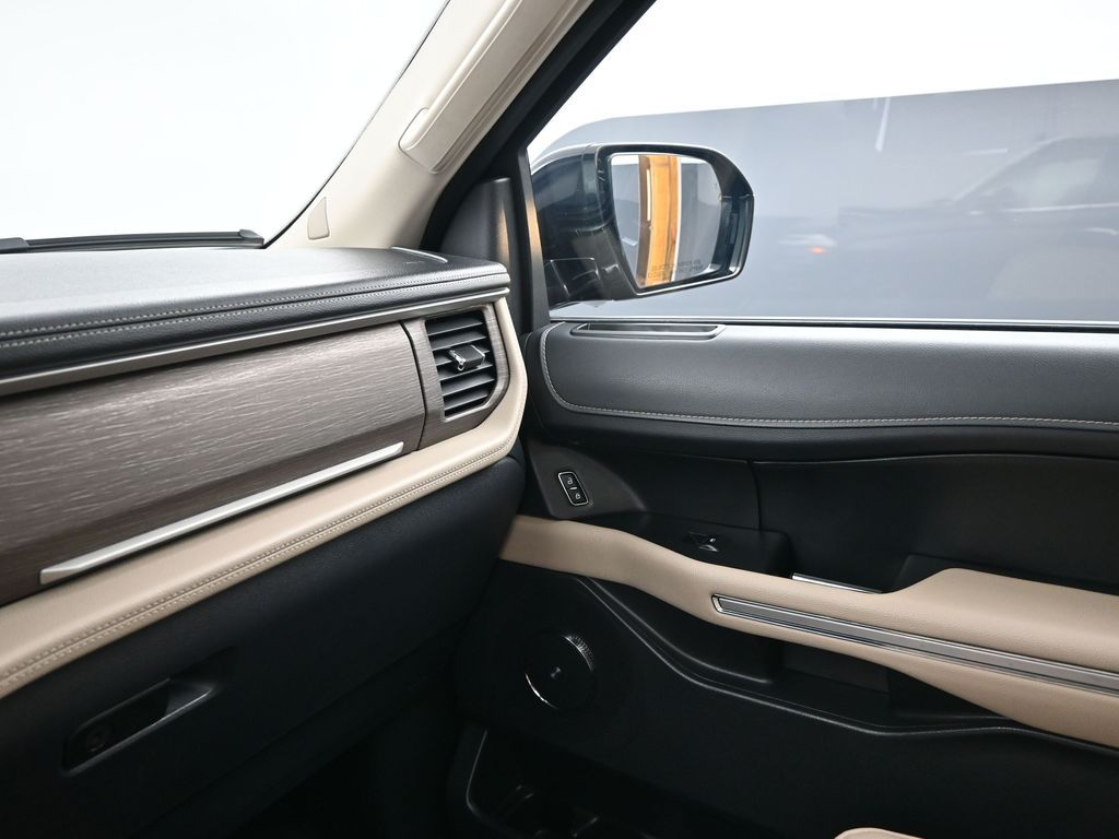 2024 Ford Expedition Limited MAX