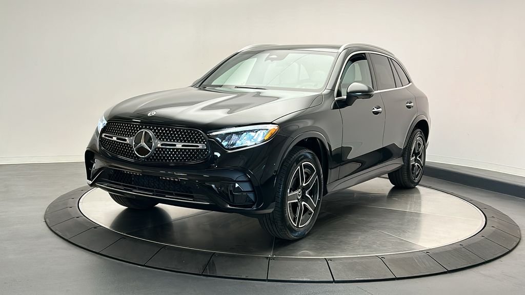 2024 Mercedes-Benz GLC 300 3