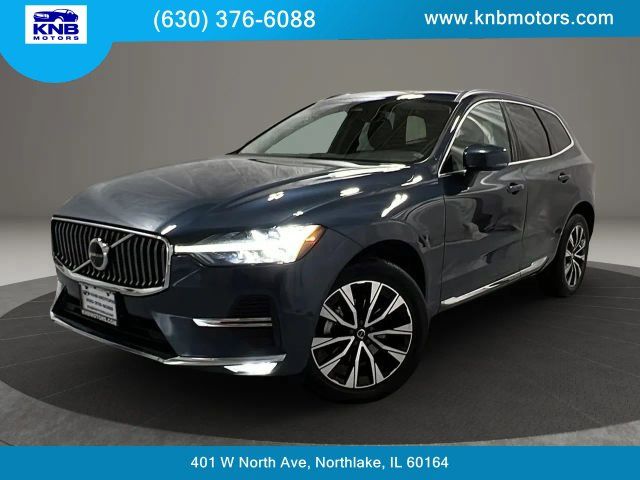 Gray 2023 Volvo XC60 B5 Plus Bright Theme AWD SUV / Crossover All-Wheel Drive Automatic