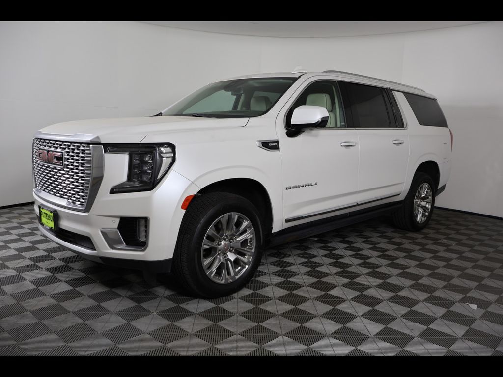 2022 GMC Yukon Denali AWD's photo