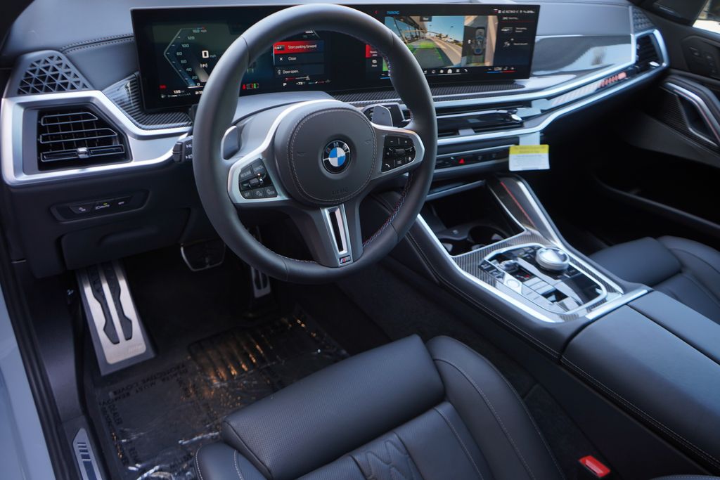2025 BMW X6  12