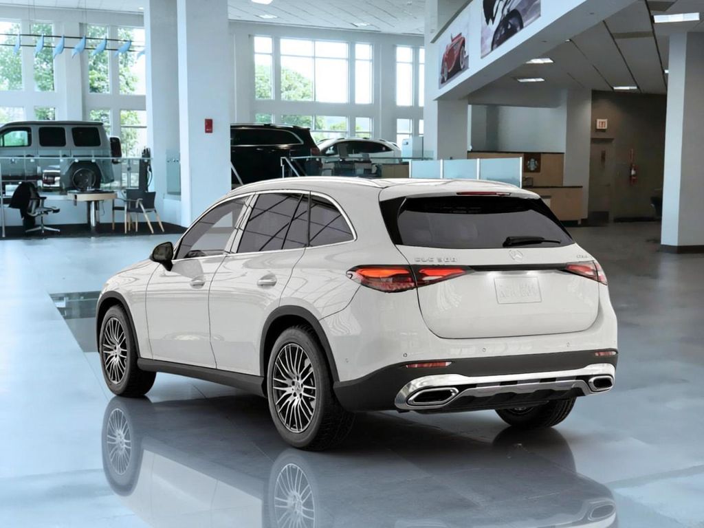 Thumbnail: 2026 Mercedes-Benz GLC - 27