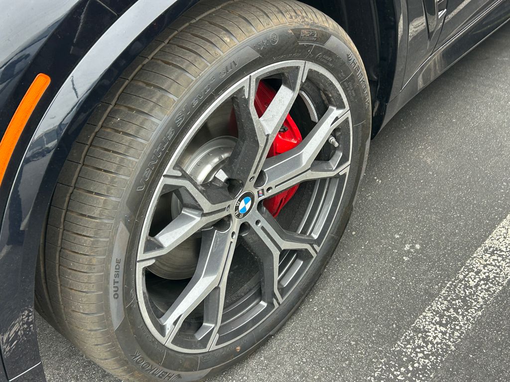 Thumbnail: 2026 BMW X5 - 3