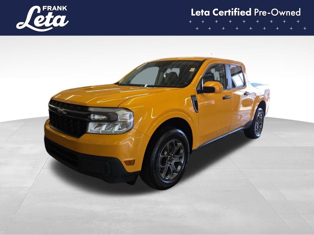 Cyber Orange Tricoat Metallic 2022 Ford Maverick XLT SuperCrew AWD Pickup Truck All-Wheel Drive 8-Speed Automatic