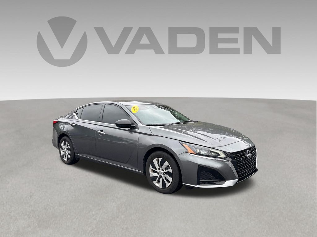  2025 Nissan Altima 2.5 S FWD   